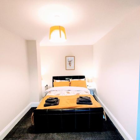 Crystal Suite 2 -Free Private Parking North Shields Esterno foto